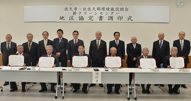 D80_4771トリミング後